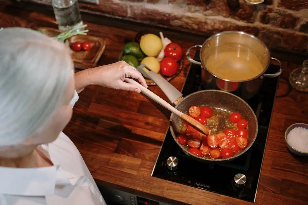 Les avantages de la cuisine maison pour perdre du poids et garder la forme