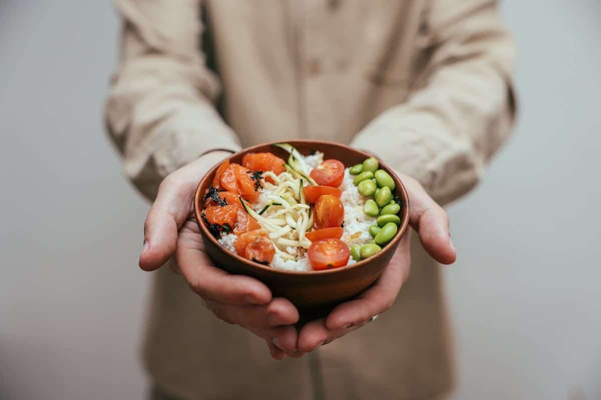 Recettes légères et savoureuses : Guide ultime pour des repas principaux équilibrés