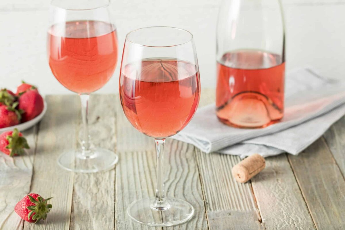 Vin rosé sans alcool : les trois méthodes de fabrication